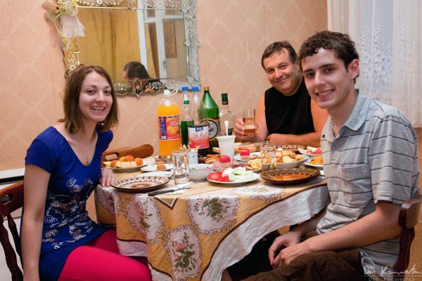 The feast begins!
