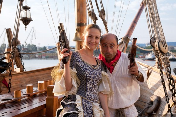 Desi the Pirate