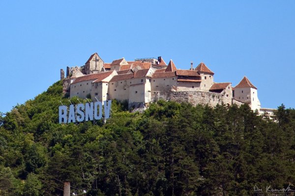 Rashnov Castle