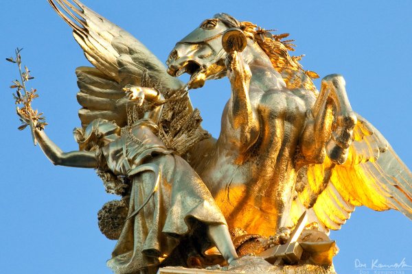 Pont Alexandre III Sculpture close-up